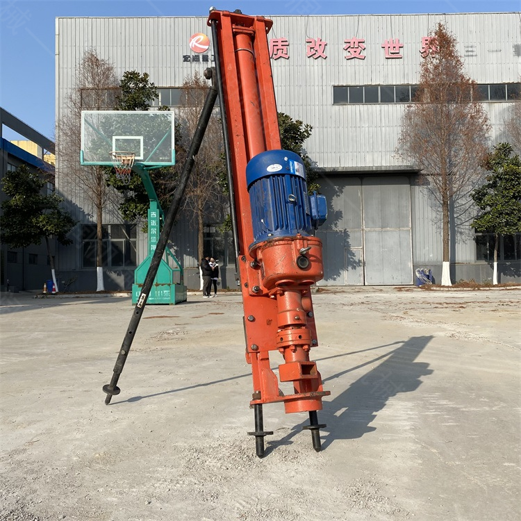 使用潛孔鉆機(jī)前的準(zhǔn)備工作有哪些？